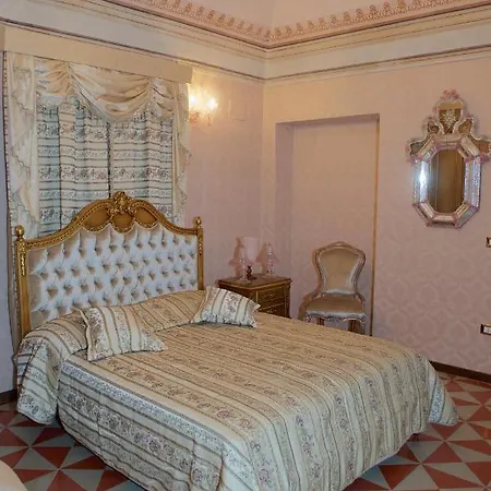 Palazzo Tilli *