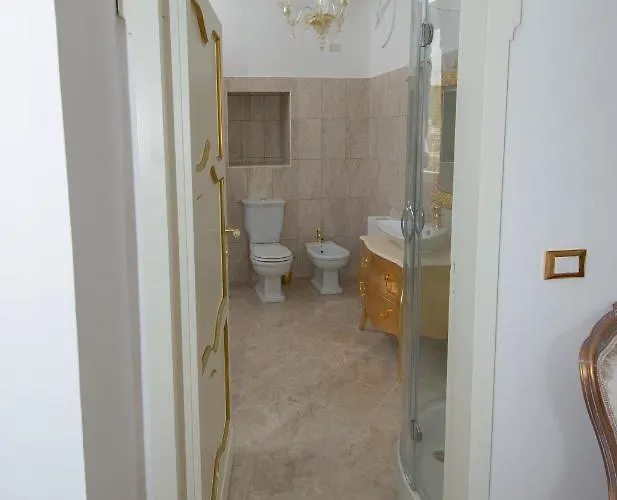 Palazzo Tilli Bed & Breakfast *